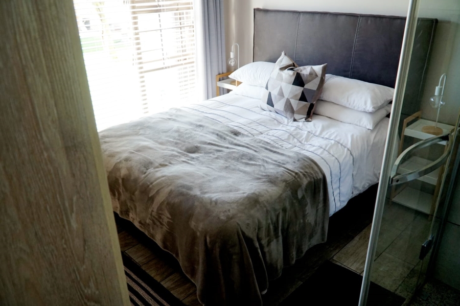 2 Bedroom Property for Sale in Hartenbos Central Western Cape